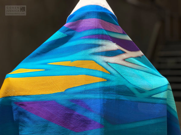 Tallit: Simu Lev / Pay Heed